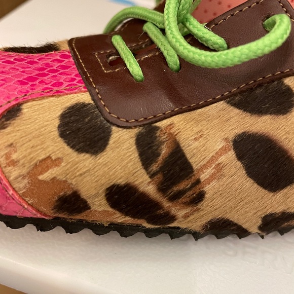 VINTAGE DOLCE AND GABBANA leopard print bootie - Picture 9 of 10